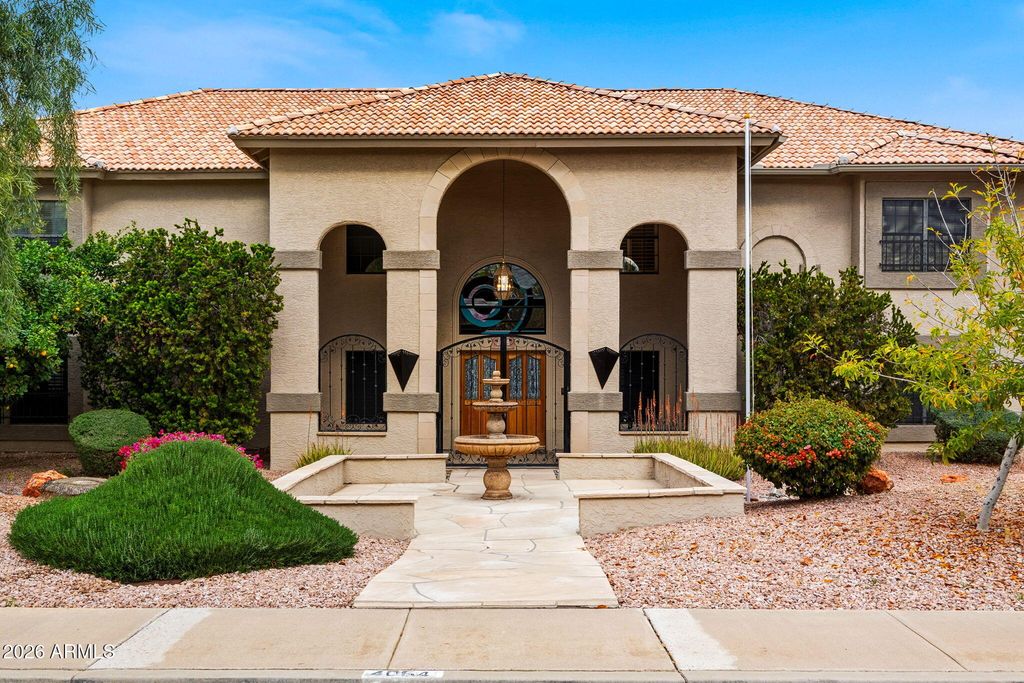 4064 E HALE Circle, Mesa, AZ 85205