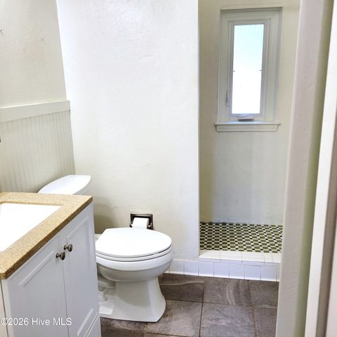 220 Country Club Circle, Southern Pines, NC 28387