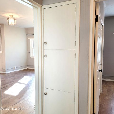 220 Country Club Circle, Southern Pines, NC 28387