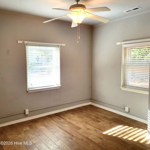 220 Country Club Circle, Southern Pines, NC 28387