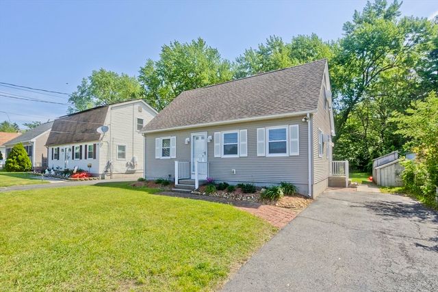 105 Mazarin St, Springfield, MA 01151