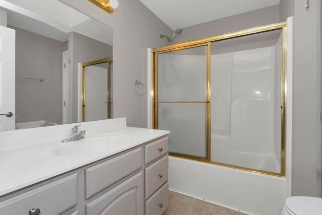105 Mazarin St, Springfield, MA 01151