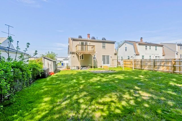 105 Mazarin St, Springfield, MA 01151