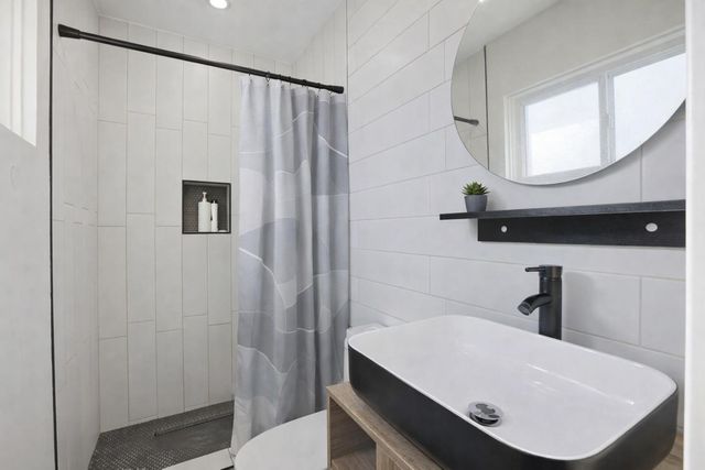 2011 Willow Way, San Bruno, CA 94066