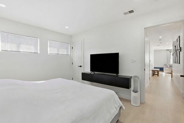 2011 Willow Way, San Bruno, CA 94066