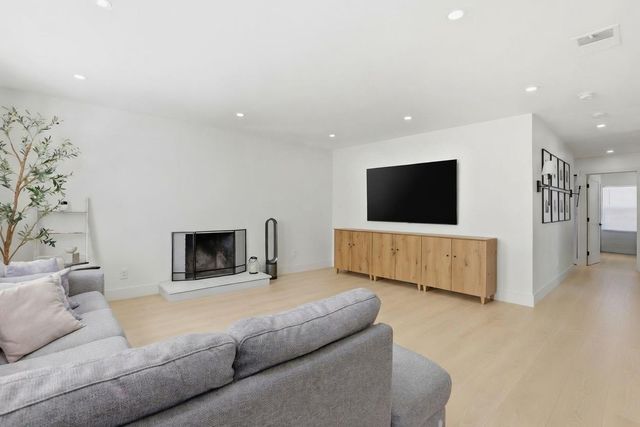 2011 Willow Way, San Bruno, CA 94066