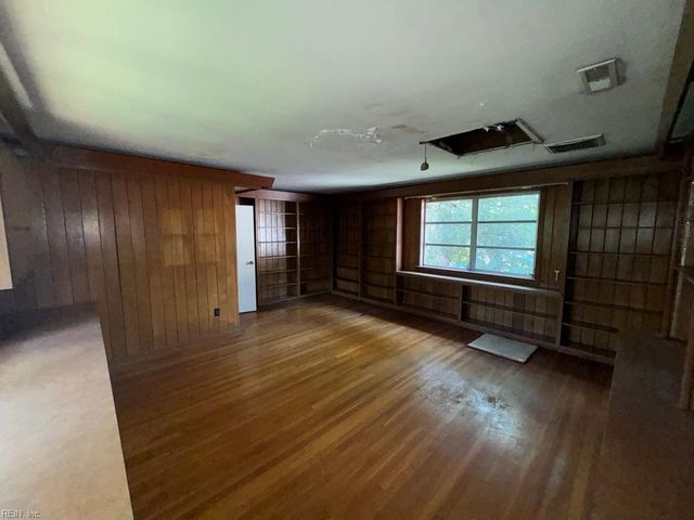1507 Buckingham AVE, Norfolk, VA 23508
