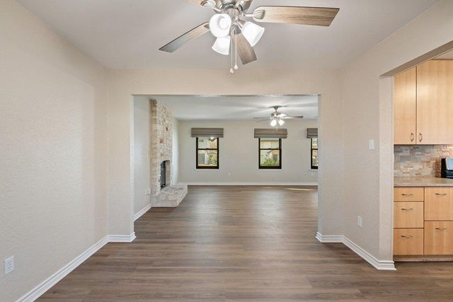 1801 Lightfoot DR, Round Rock, TX 78681