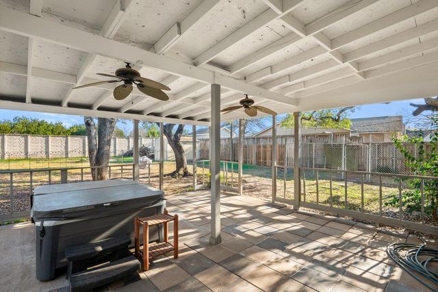 1801 Lightfoot DR, Round Rock, TX 78681