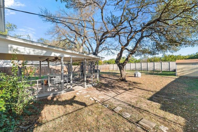 1801 Lightfoot DR, Round Rock, TX 78681