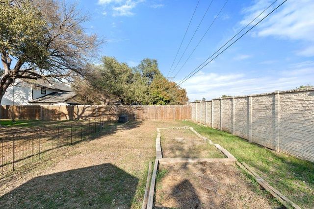 1801 Lightfoot DR, Round Rock, TX 78681