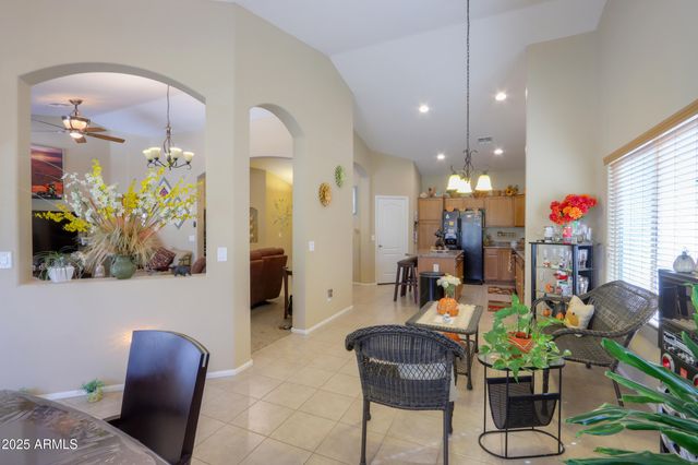 37140 W LEONESSA Avenue, Maricopa, AZ 85138