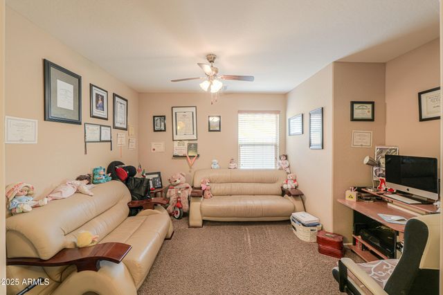 37140 W LEONESSA Avenue, Maricopa, AZ 85138