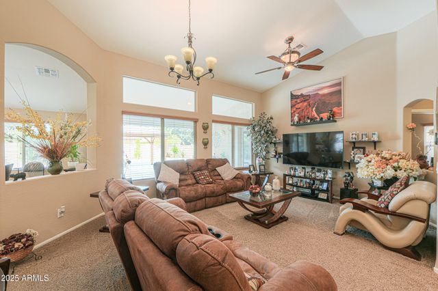 37140 W LEONESSA Avenue, Maricopa, AZ 85138