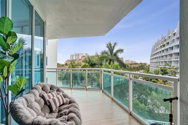 3000 NE 188th Street 402, Miami, FL 33180