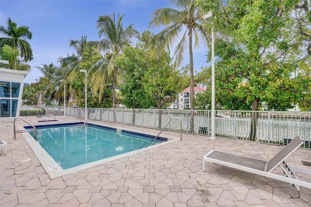 3000 NE 188th Street 402, Miami, FL 33180