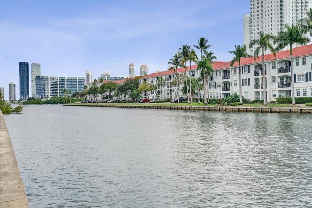 3000 NE 188th Street 402, Miami, FL 33180