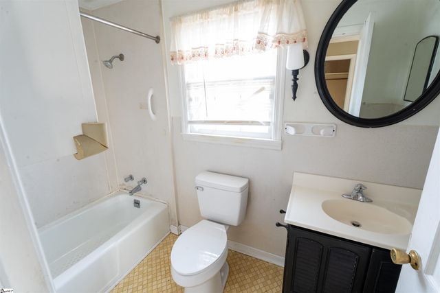 60 Blake Street, Greenville, SC 29605