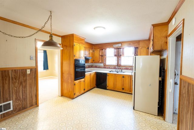 60 Blake Street, Greenville, SC 29605