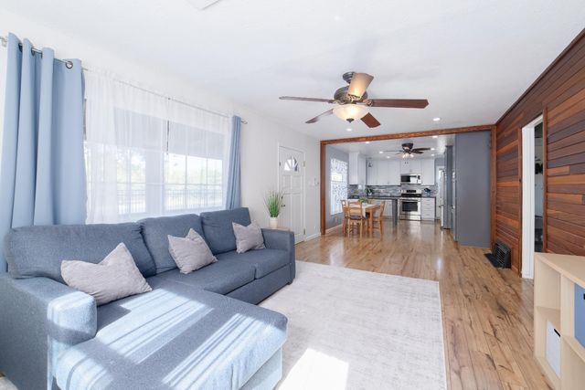 4708 E Hogan Ln, Lodi, CA 95240