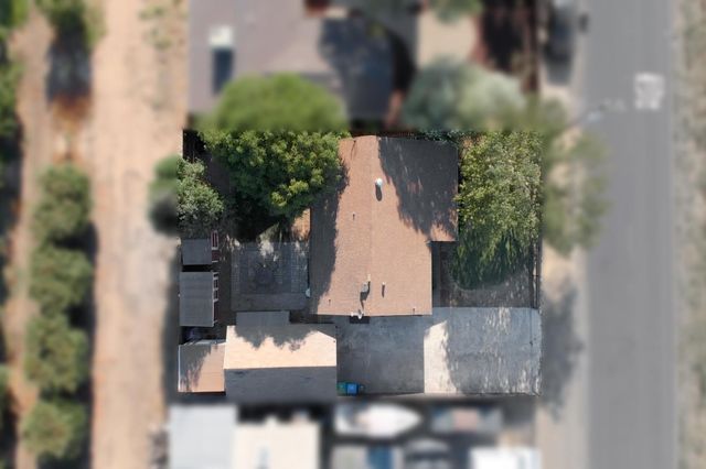 4708 E Hogan Ln, Lodi, CA 95240