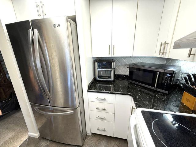 5111 AMULET DRIVE 208, New Port Richey, FL 34652