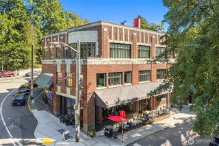 2809 1/2 S Mount Rainier Drive #1, Seattle, WA 98144