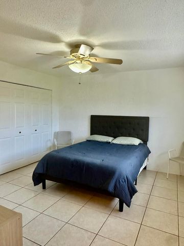 580 EGRET Drive 314, Hallandale Beach, FL 33009