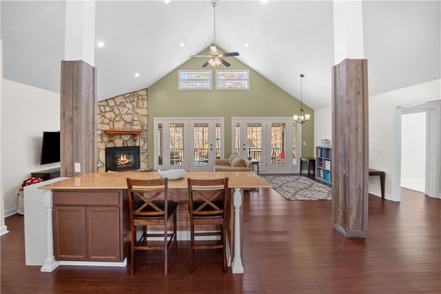 310 Raven Cliff Drive, Cleveland, SC 29635