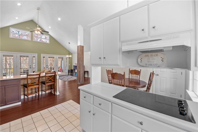 310 Raven Cliff Drive, Cleveland, SC 29635