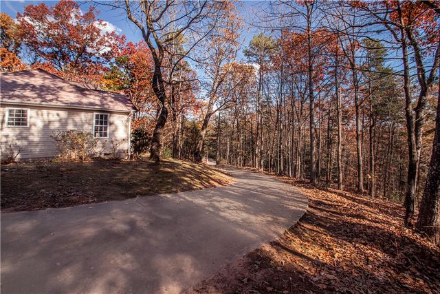 310 Raven Cliff Drive, Cleveland, SC 29635