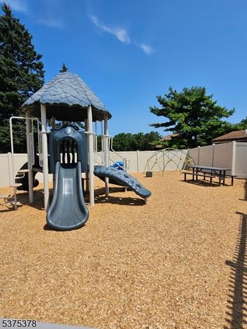 1 Davos Dr 1, Vernon Twp., NJ 07462