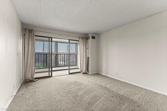 21800 Morley Avenue 618, Dearborn, MI 48124