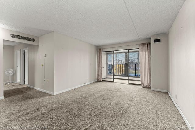 21800 Morley Avenue 618, Dearborn, MI 48124