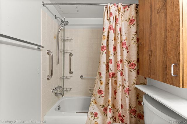 21800 Morley Avenue 618, Dearborn, MI 48124