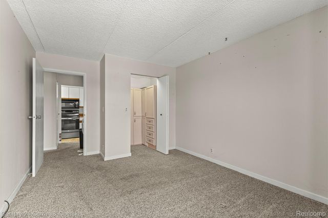 21800 Morley Avenue 618, Dearborn, MI 48124