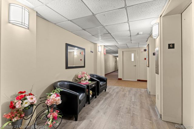 21800 Morley Avenue 618, Dearborn, MI 48124