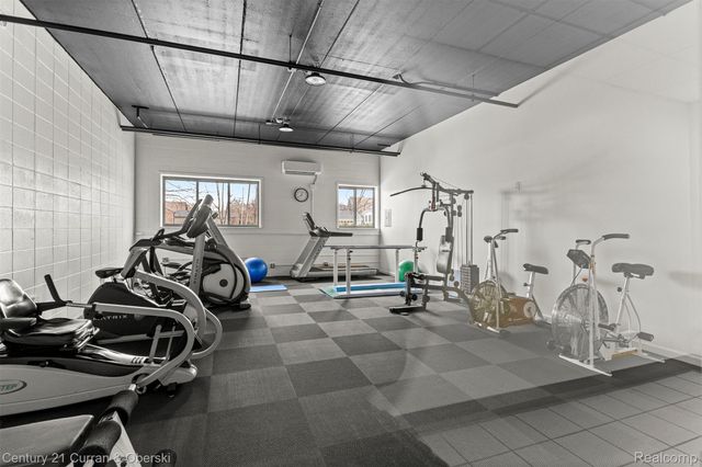 21800 Morley Avenue 618, Dearborn, MI 48124