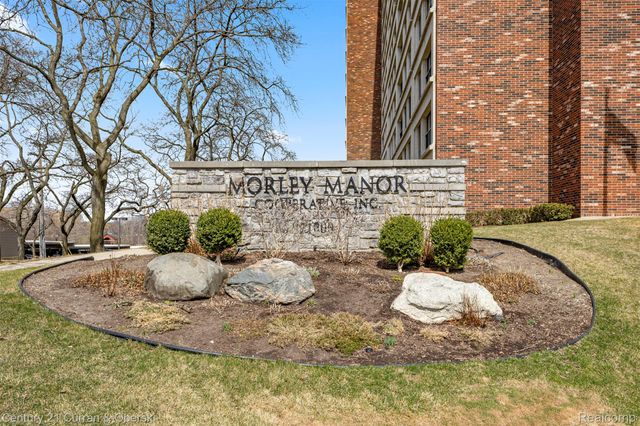 21800 Morley Avenue 618, Dearborn, MI 48124
