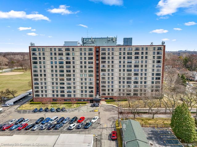 21800 Morley Avenue 618, Dearborn, MI 48124