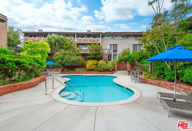 6375 Green Valley Circle 206, Culver City, CA 90230
