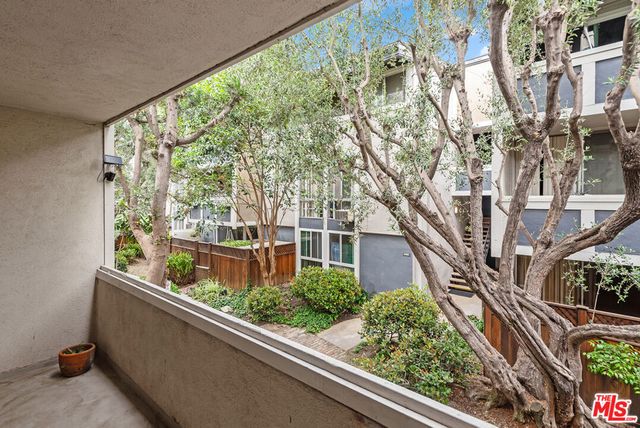 6375 Green Valley Circle 206, Culver City, CA 90230