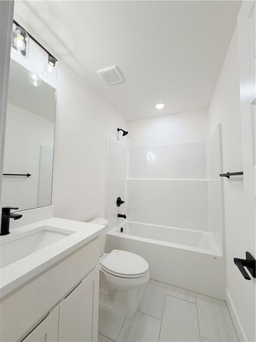 3008 SW Lovely Lane, Bentonville, AR 72713