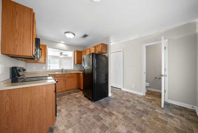 938 Cumberland Dr Unit A, Clarksville, TN 37040