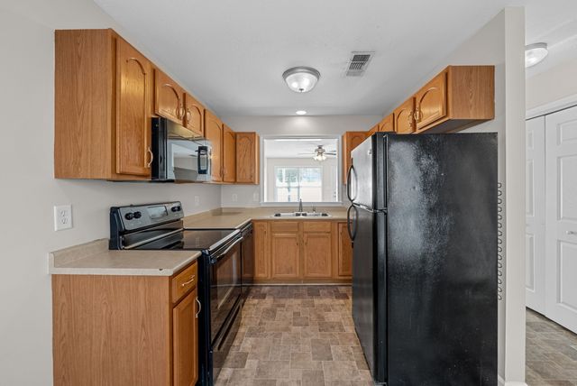 938 Cumberland Dr Unit A, Clarksville, TN 37040