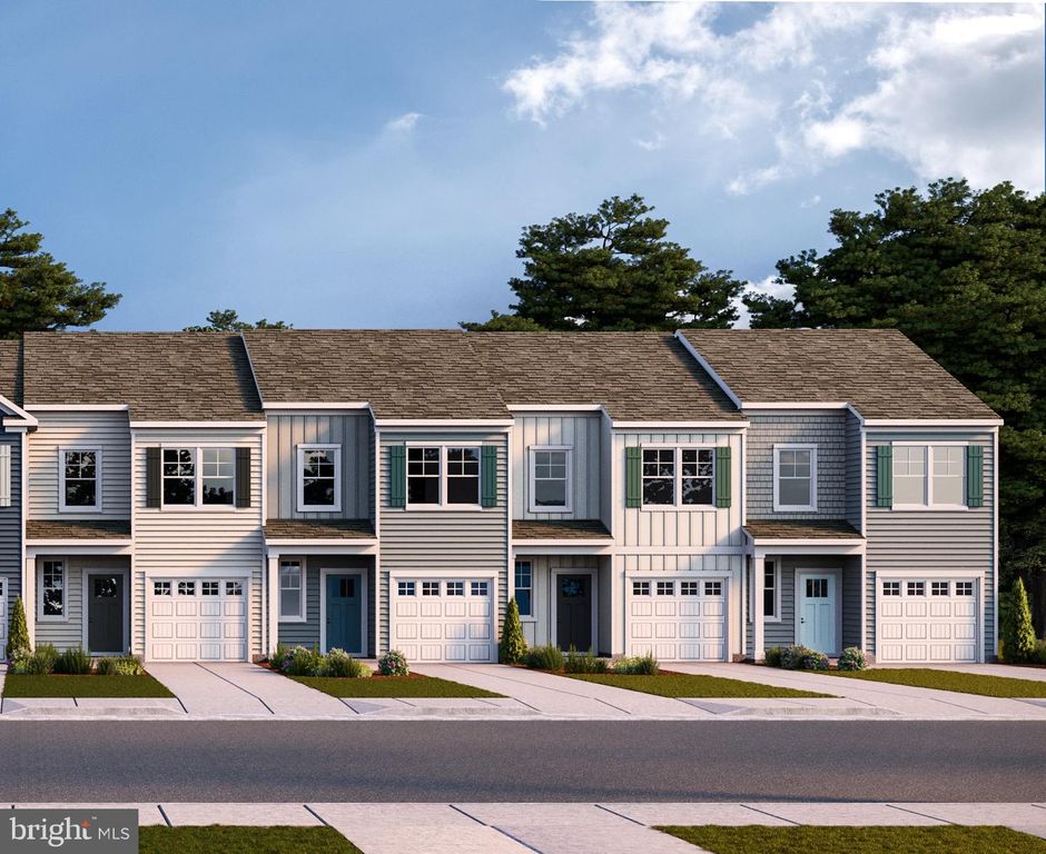 248 CAMDEN DR, Waynesboro, VA 22980