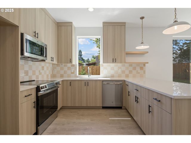 4013 Se 65TH Ave, Portland, OR 97206
