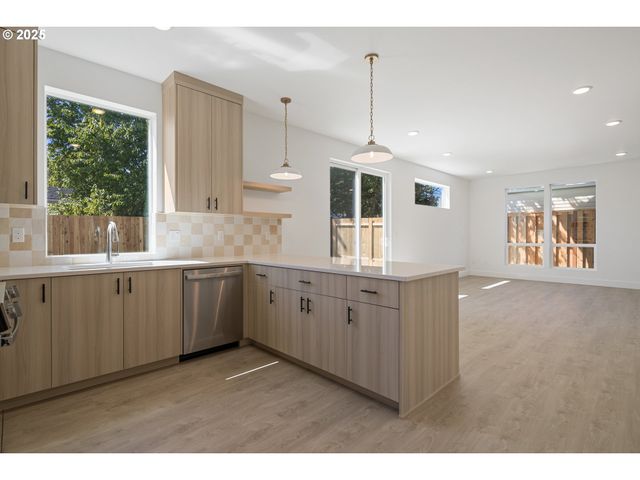 4013 Se 65TH Ave, Portland, OR 97206