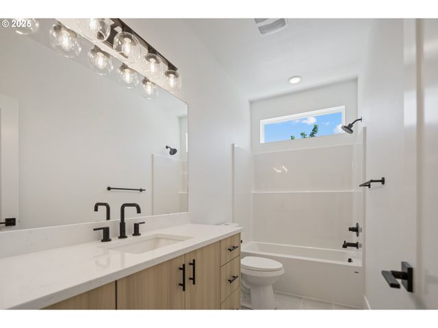 4013 Se 65TH Ave, Portland, OR 97206