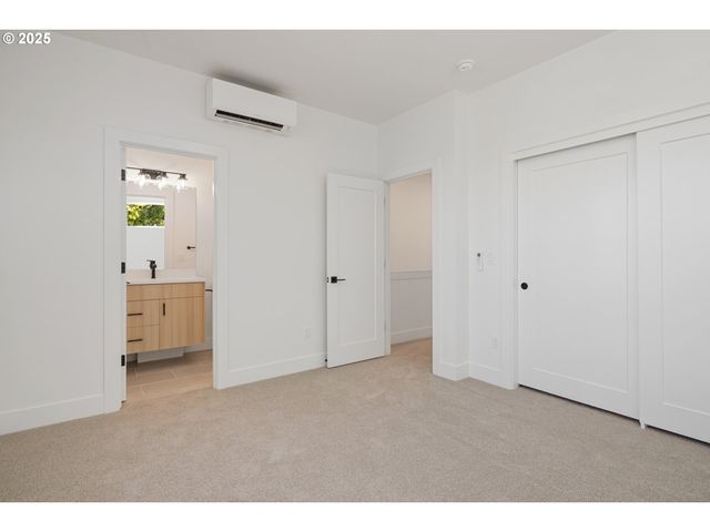 4013 Se 65TH Ave, Portland, OR 97206
